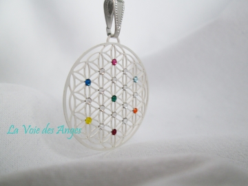 Pendentif fleur de Vie 7 chakras